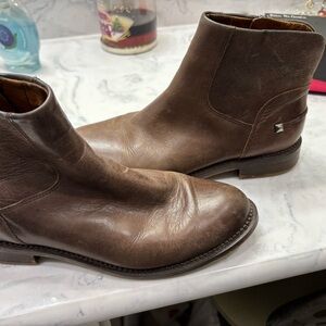 Ladies ankle boots 
Size 8 
Soft leather